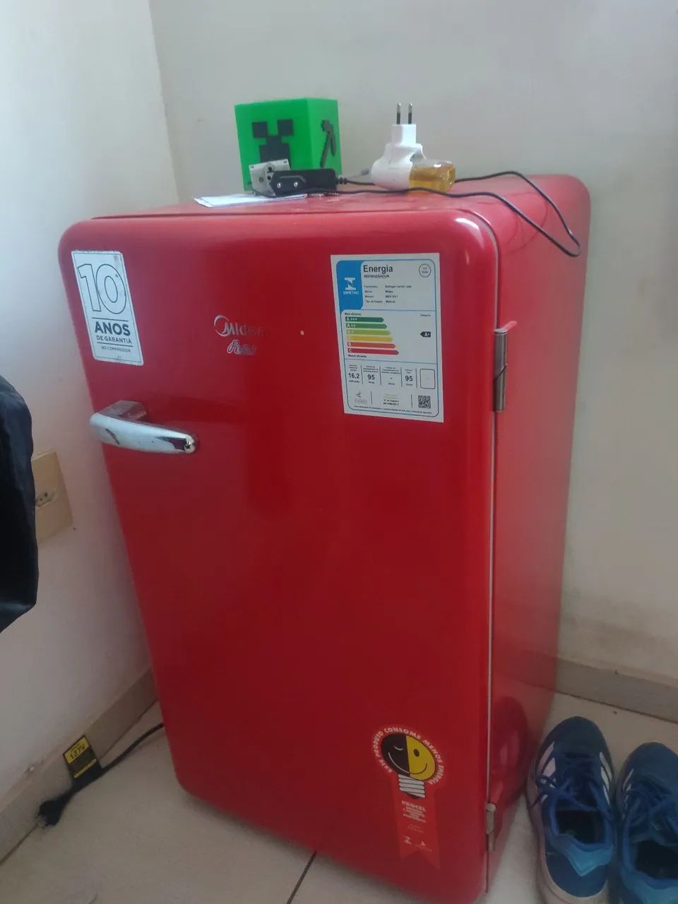 FEIGOBAR MIDEA RETRÔ PERFEITO ESTADO