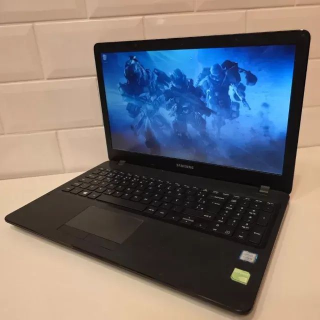 Notebook Samsung i5 7th - 8Gb Ram - GeForce 920MX - SSD - Foto 2