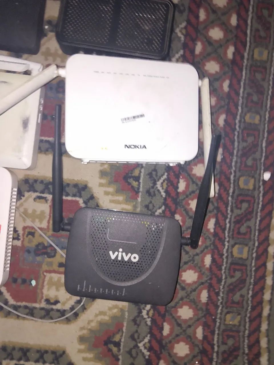 Roteadores e aparelho da sky  - Foto 5