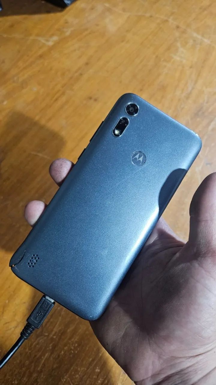 Moto E6s 32GB (Travado em Loop / Para Concerto ou Peças) - Foto 2