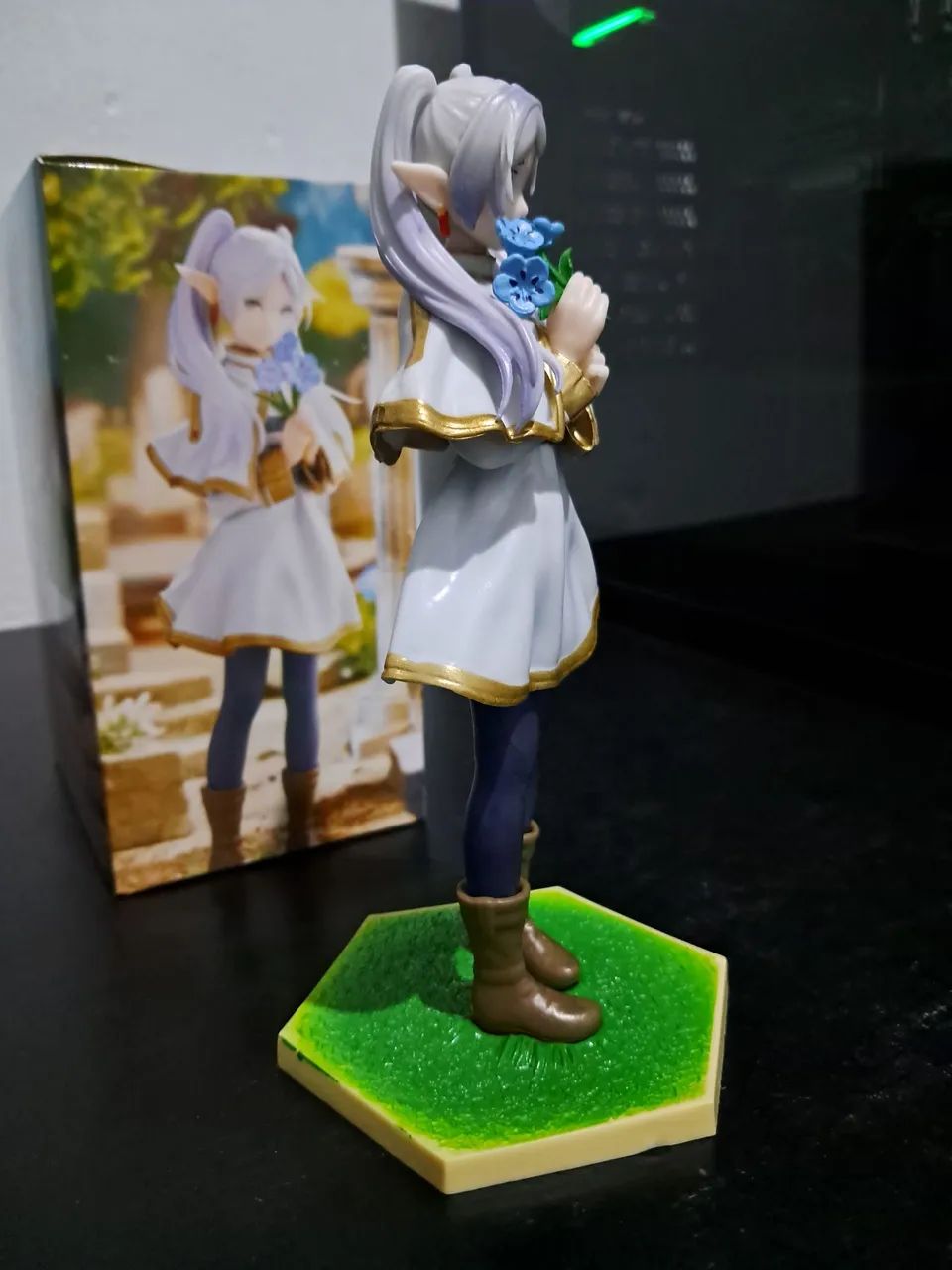 Action Figure Frieren: Beyond Journey's End - Frieren 18cm - Foto 3