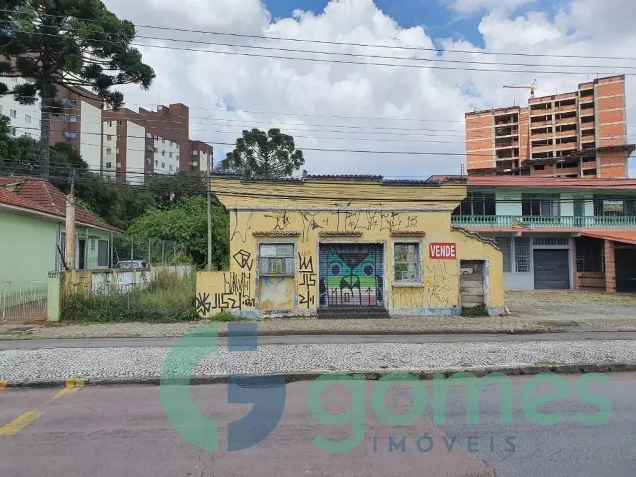 Terreno/Área à venda com 1321m² no Capão Raso