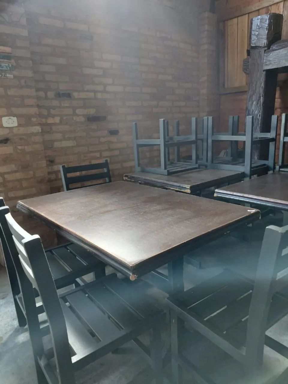 Mesa e cadeiras  - Foto 2