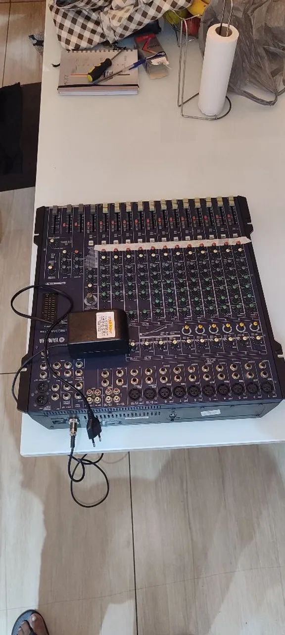 Mesa de som YAMAHA MG166 CX USB - Foto 4