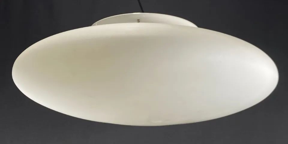 Luminária pendente de teto com design retrô formato disco 