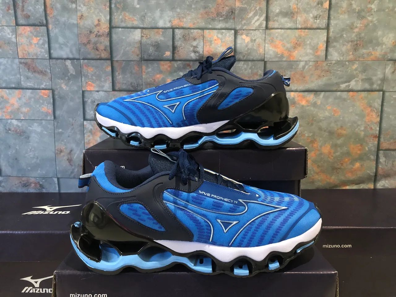 Tênis Mizuno pro 14