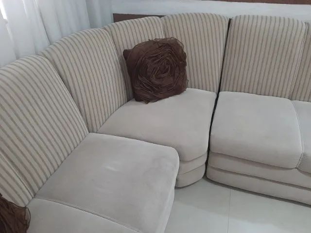 VENDO SOFÁ DE CANTO EM L - 6 LUGARES - Foto 3