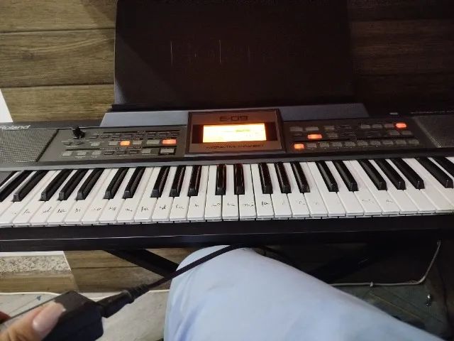Roland E-09  - Foto 4