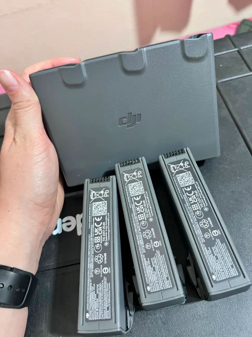 Dji avata 2 combo+ RC3  - Foto 2