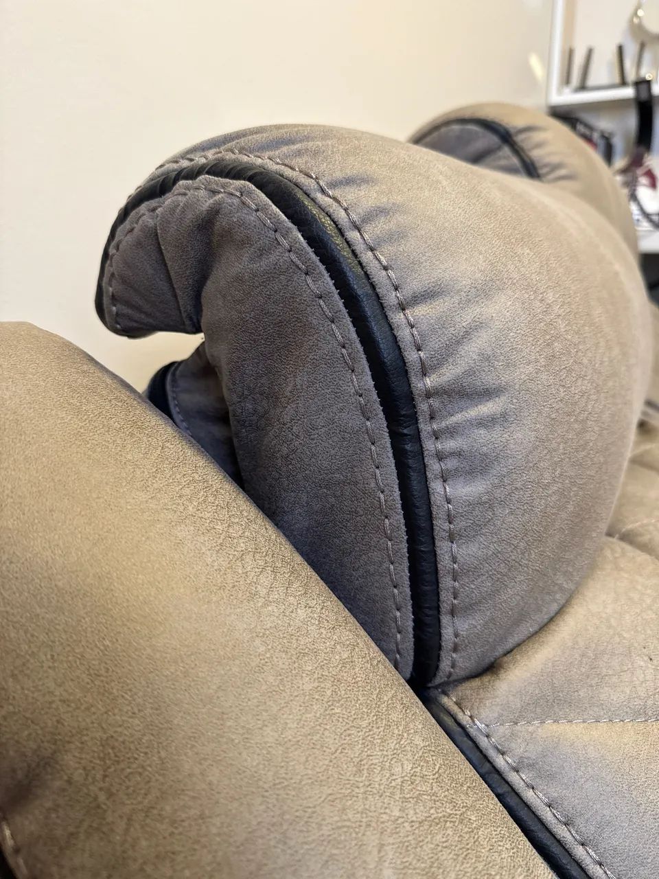 Sofá Home Theater Eletr(cabeça e pés) Ashley (EUA) - - Foto 3