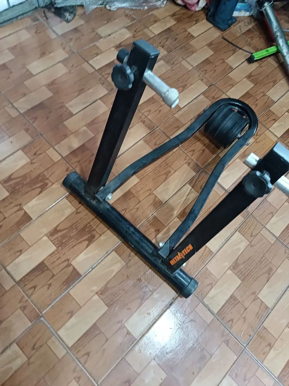 Rolo de treino e suporte