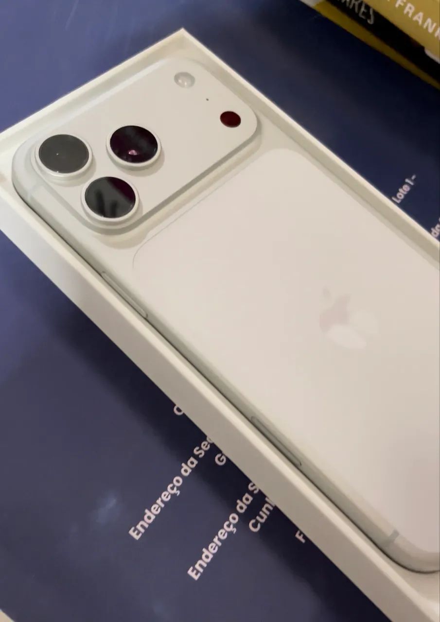 iPhone 17 pro max 