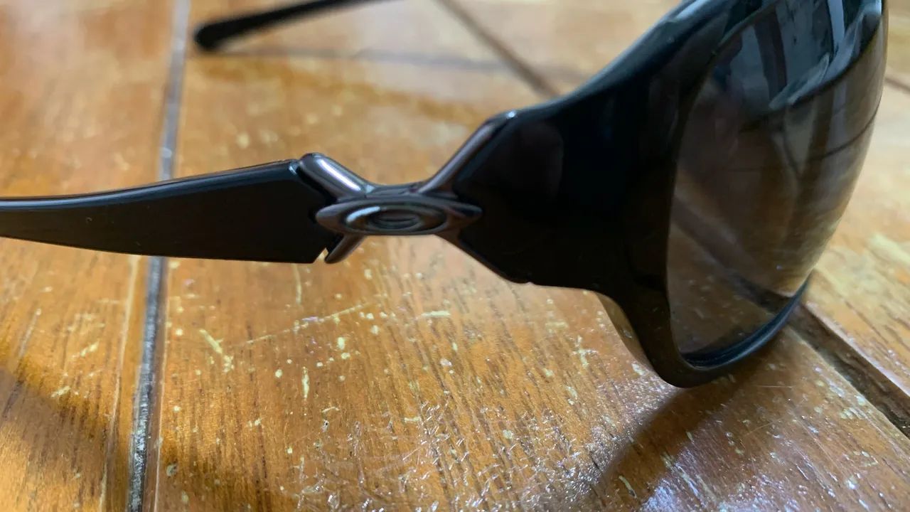 Óculos de sol Oakley Abandon - EXCELENTE ESTADO ! - Foto 2