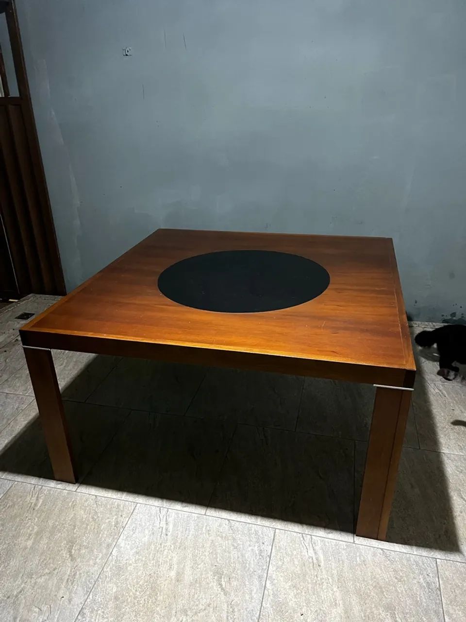 Mesa madeira de lei 