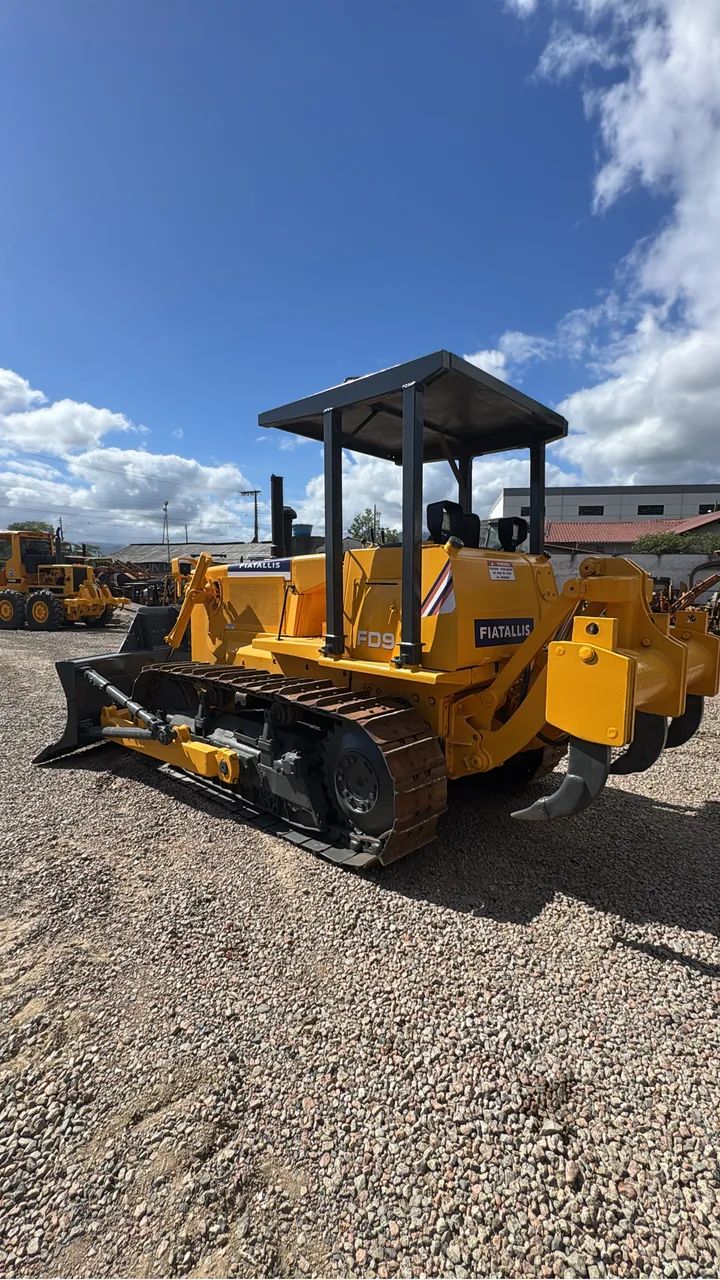 Trator esteira Fiat allis FD9 - Foto 2