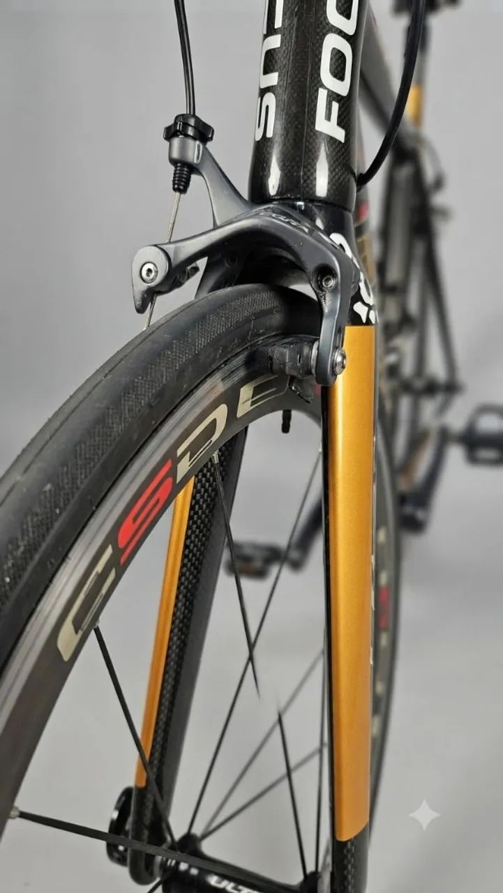 Bicicleta Speed tamanho 54 toda em carbono - Foto 2