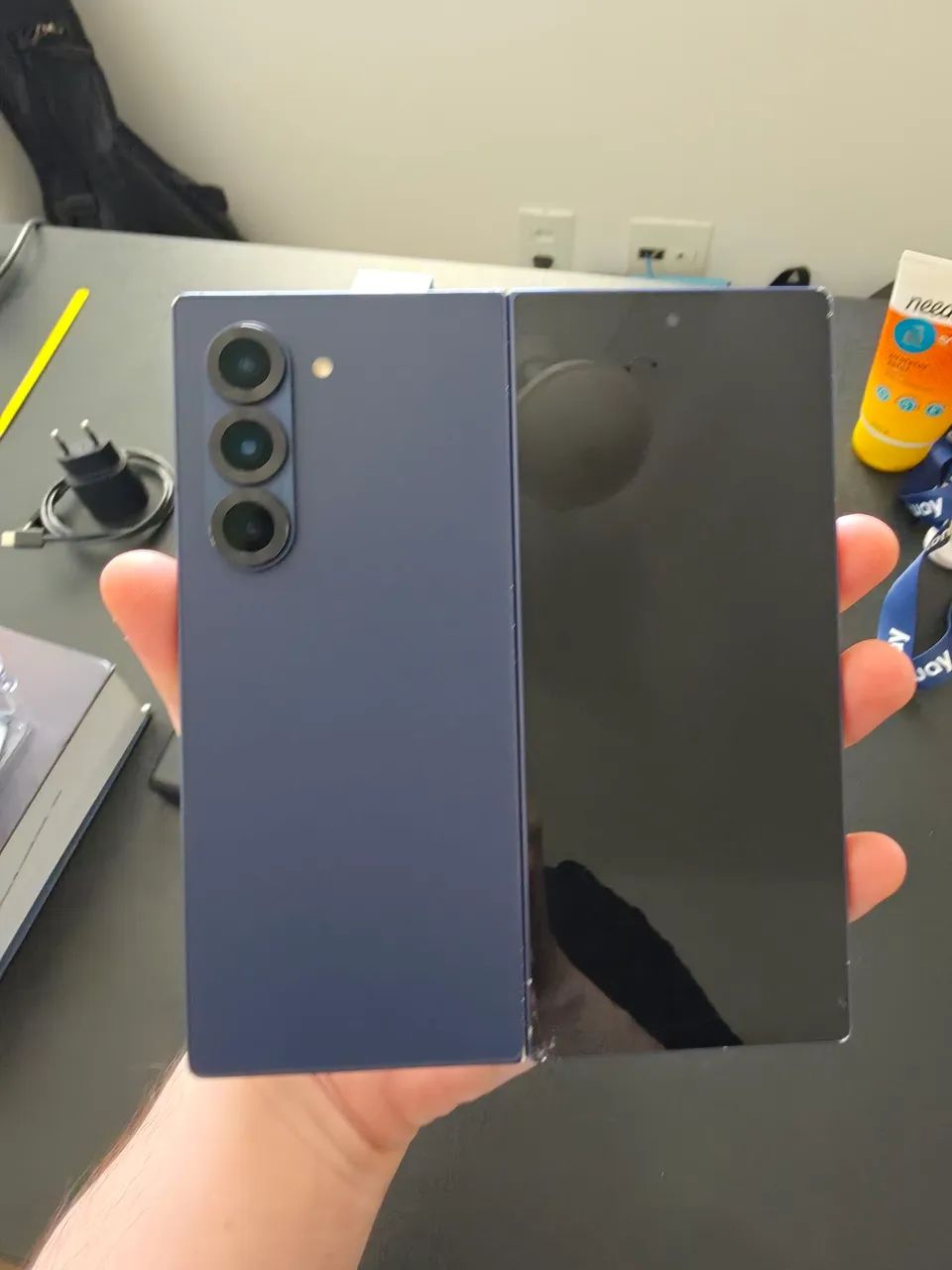 Galaxy Z Fold 6 512gb Azul usado - Foto 3
