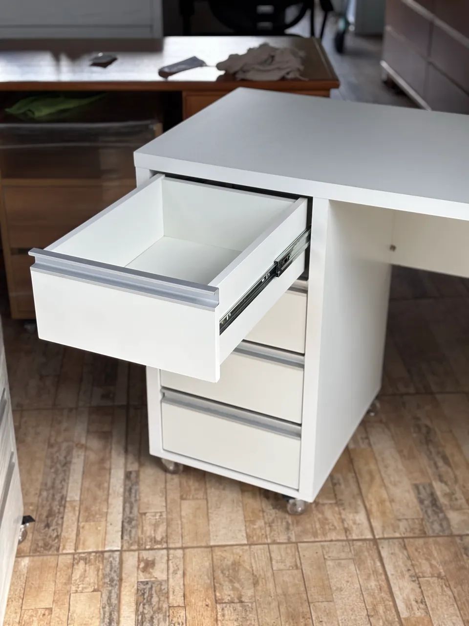 Escrivaninha, mesa de estudo MDF  - Foto 3