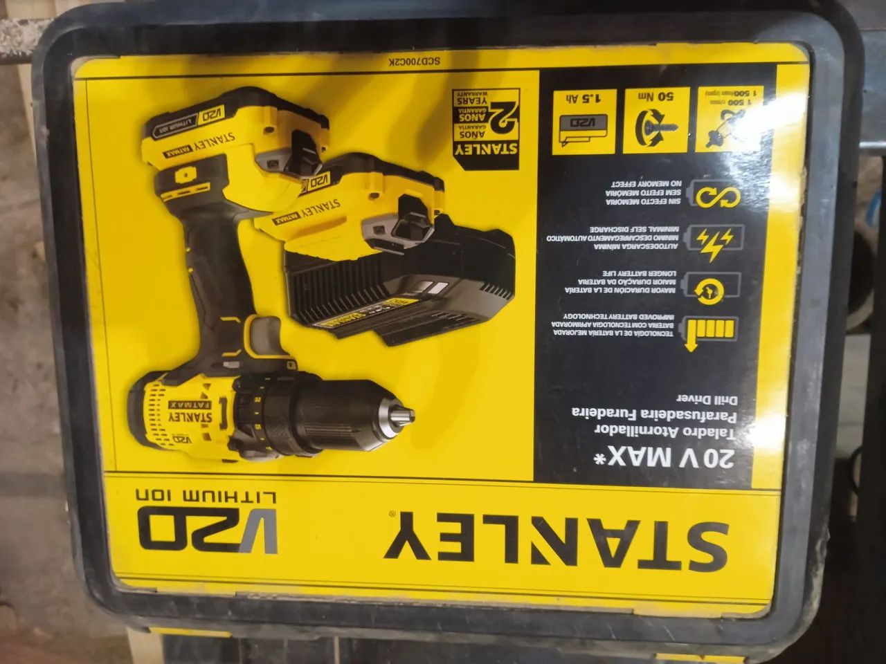 Parafusadeira Stanley fatmax 20v  - Foto 2