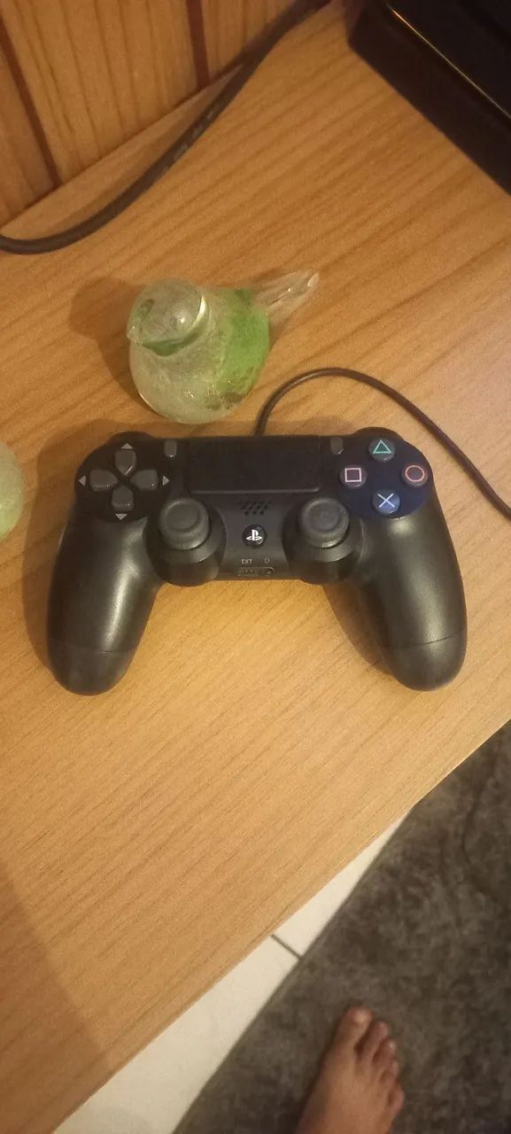 Ps4 pro VENDAS E TROCAS - Foto 3