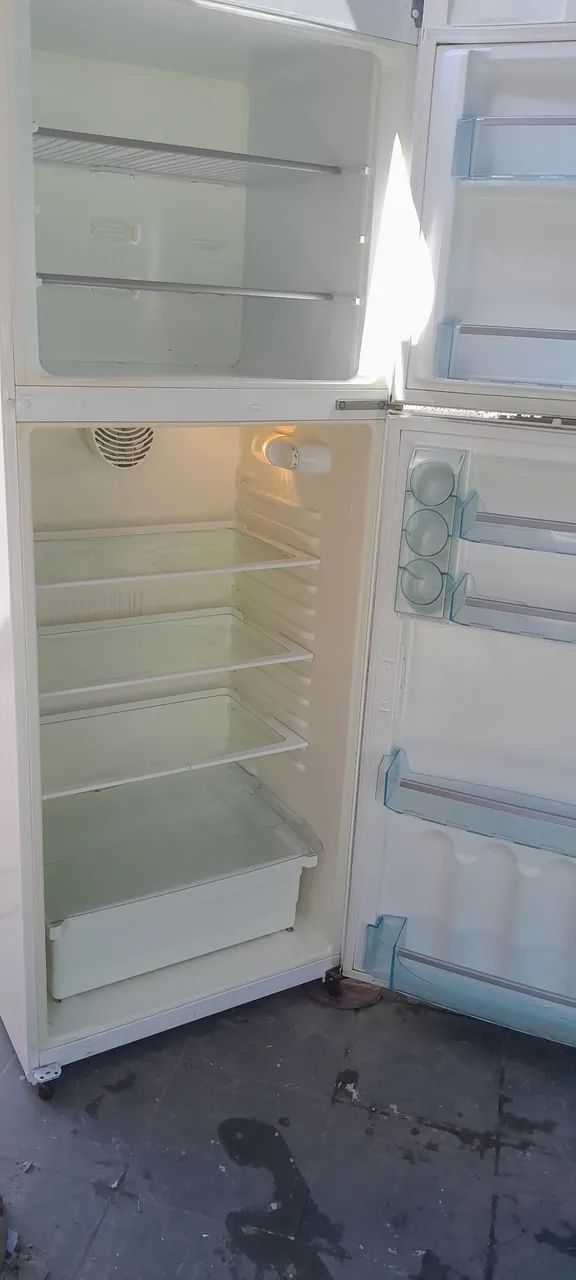 Geladeira Dúplex grande  - Foto 4