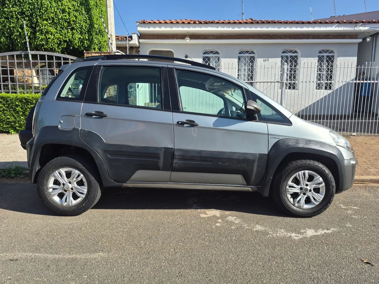 Fiat Idea Adv./ Adv.lock.dualogic 1.8 Flex 5P 2012 - Foto 5