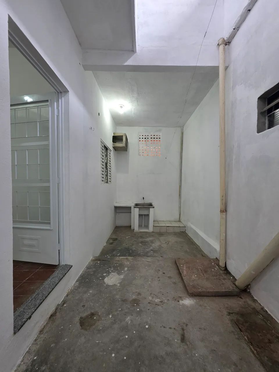 ALUGO KITINET NO BAIRRO SANTO ANTÔNIO  - Foto 3