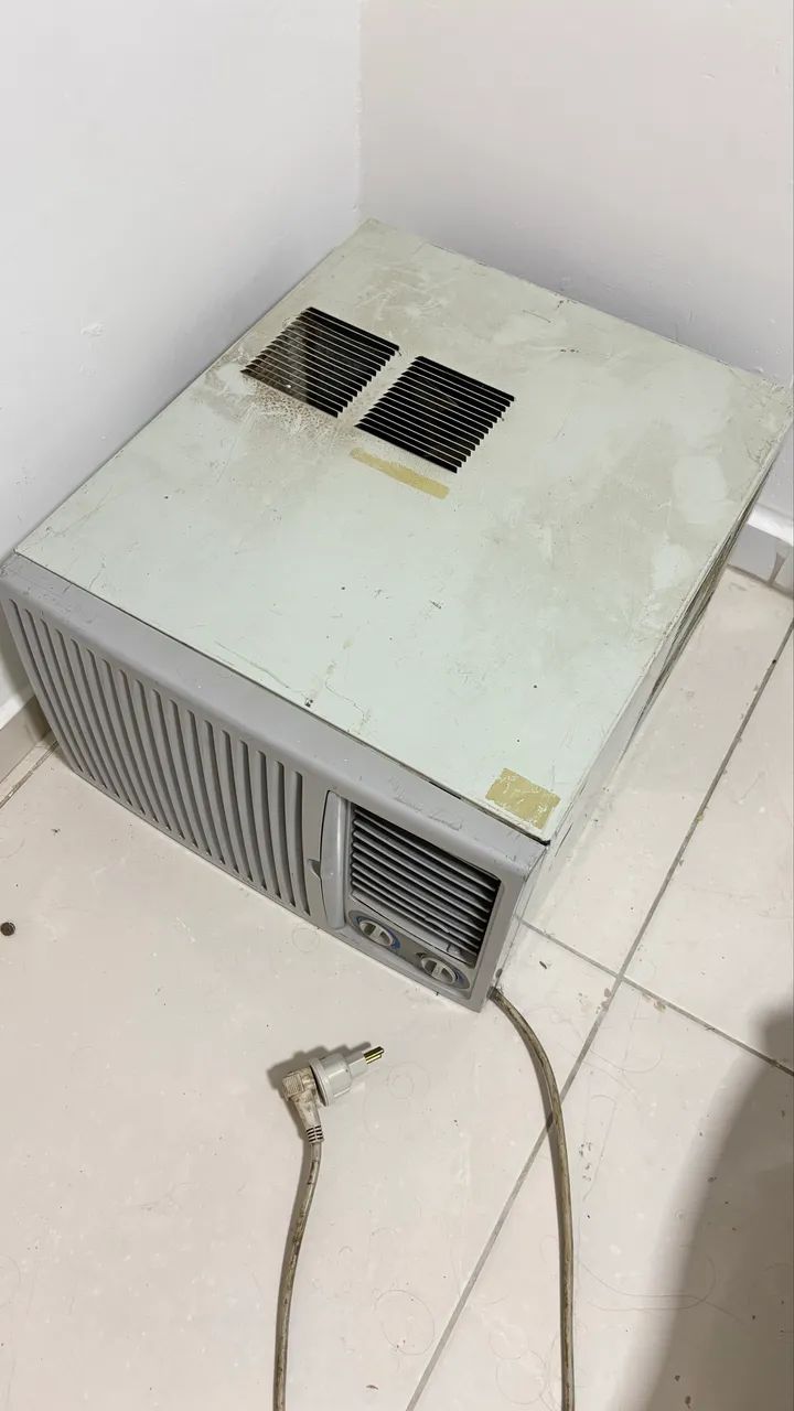 AR-CONDICIONADO ELECTROLUX 7.500 BTUs. - Foto 2