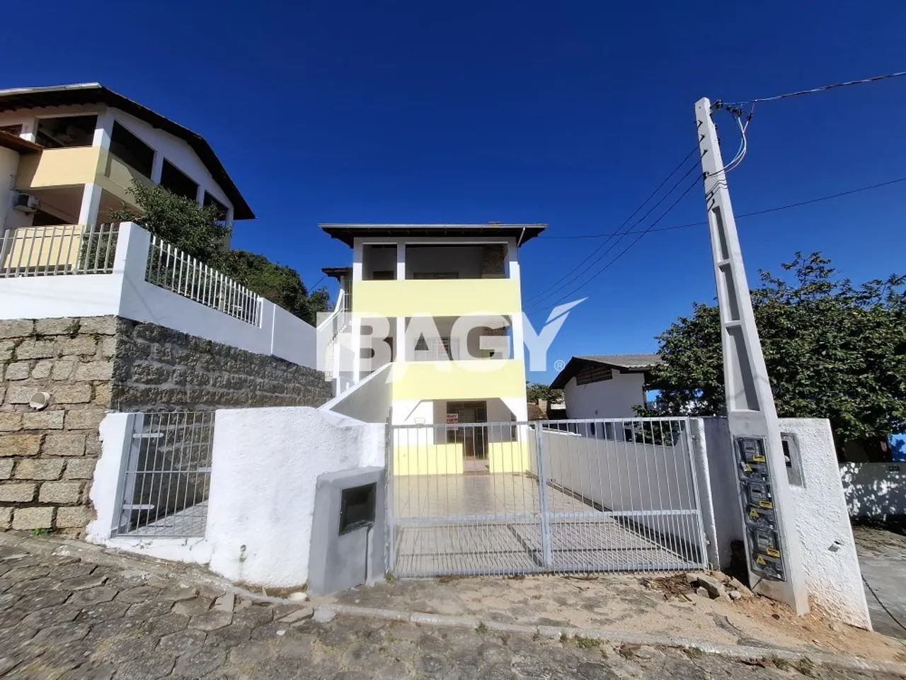 Excelente Apartamento 2 dormitório(s) em Ingleses do Rio Vermelho - Florianópolis
