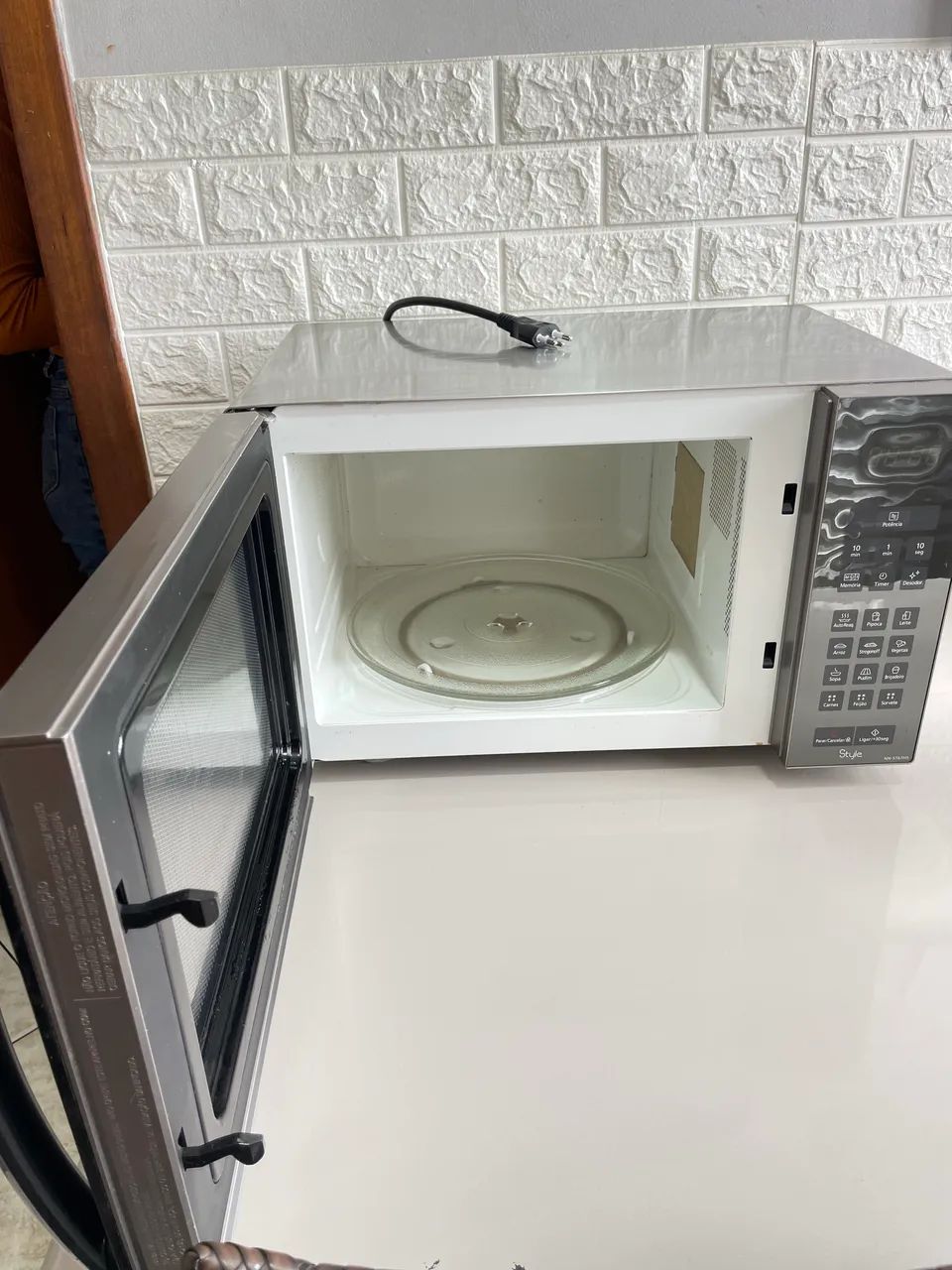 Microondas espelhados inox 32 l 127 V - Foto 4