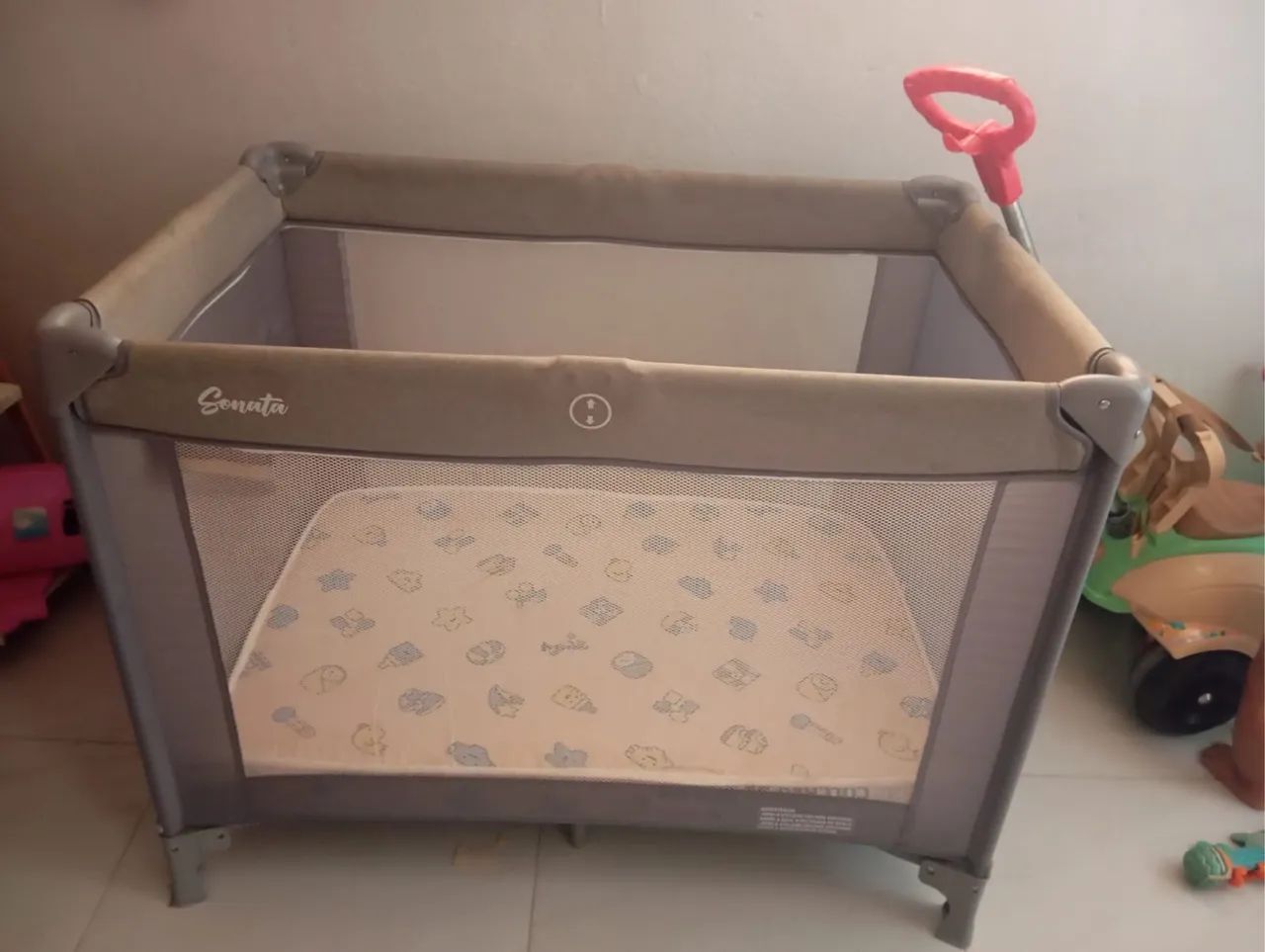 Berço cercado infantil com colchão  - Foto 4