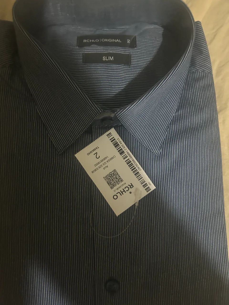camisa social manga longa, azul. risca de giz. Nova. - Foto 2