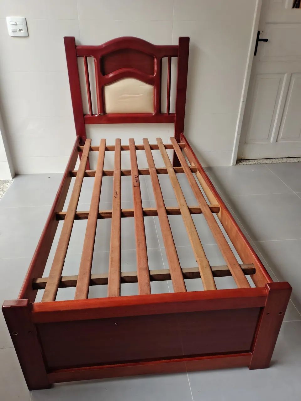 Cama de madeira  - Foto 2