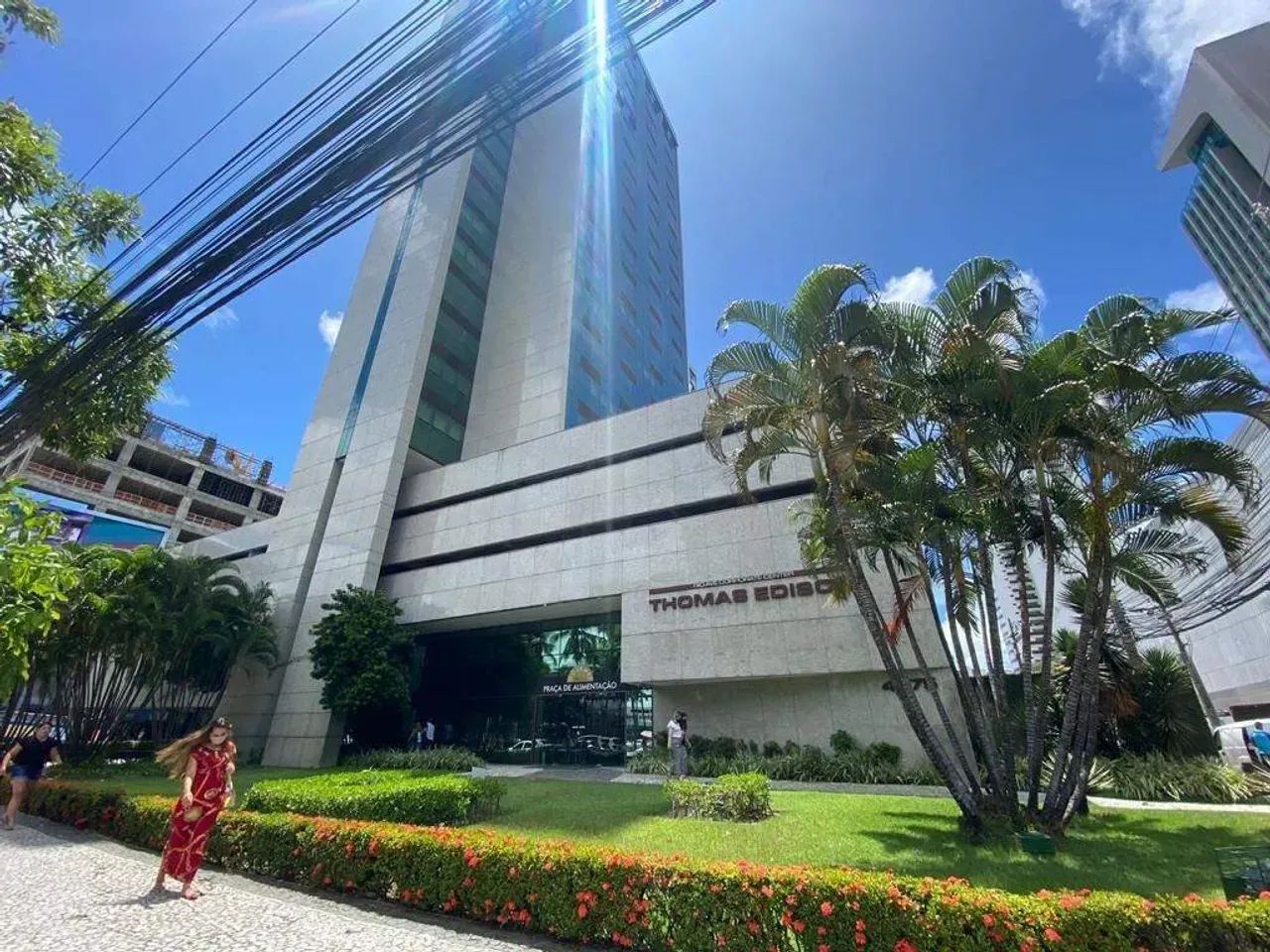 SALA COMERCIAL PARA ALUGAR | ILHA DO LEITE - R$ 2100