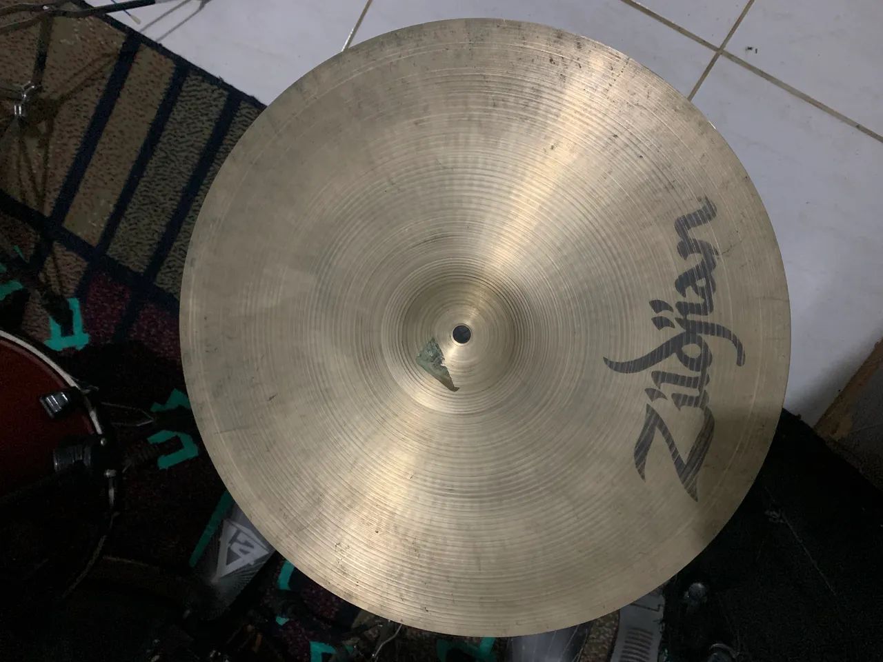 Zildjian Avedis Thin Crash 16 ano 2013 - Foto 2
