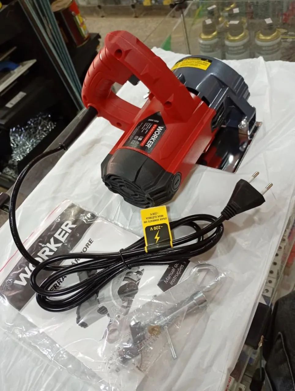 Serra Mármore Worker 1300W - Nova - Ótimo Preço - Foto 2