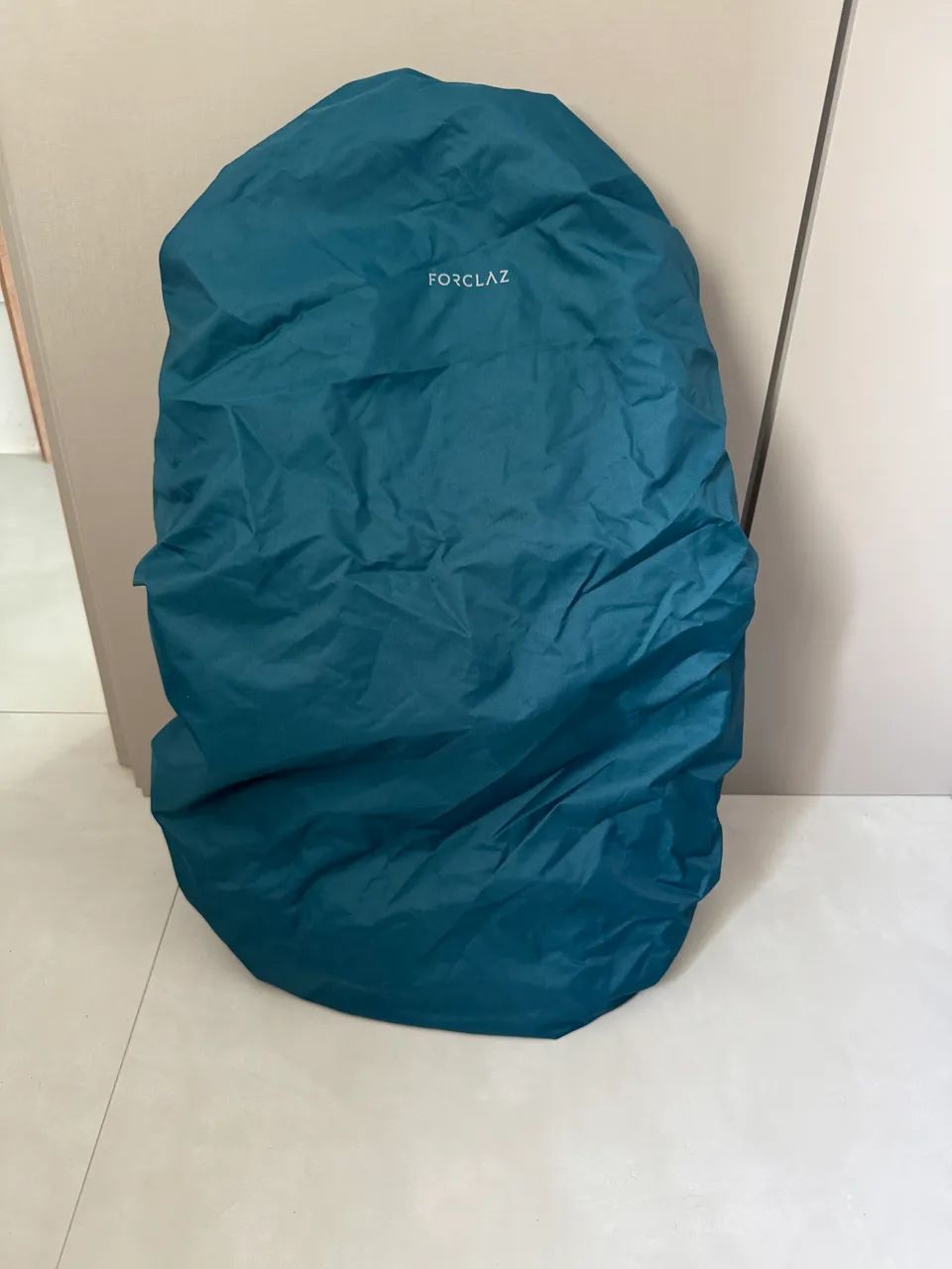 Mochila Para Viagem Travel 500 70 Litros Quechua Cor Cinza - Foto 5