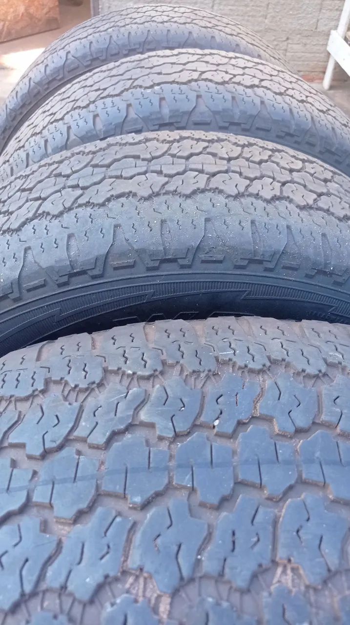 Pneu 255/60 R20 - Foto 2