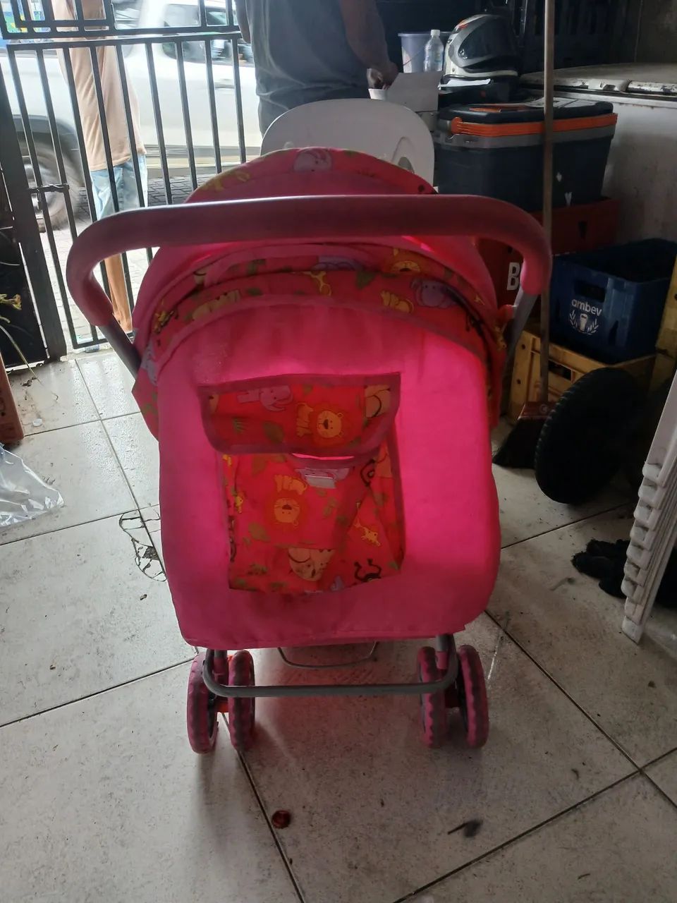 Carrinho de bebe rosa - Foto 3