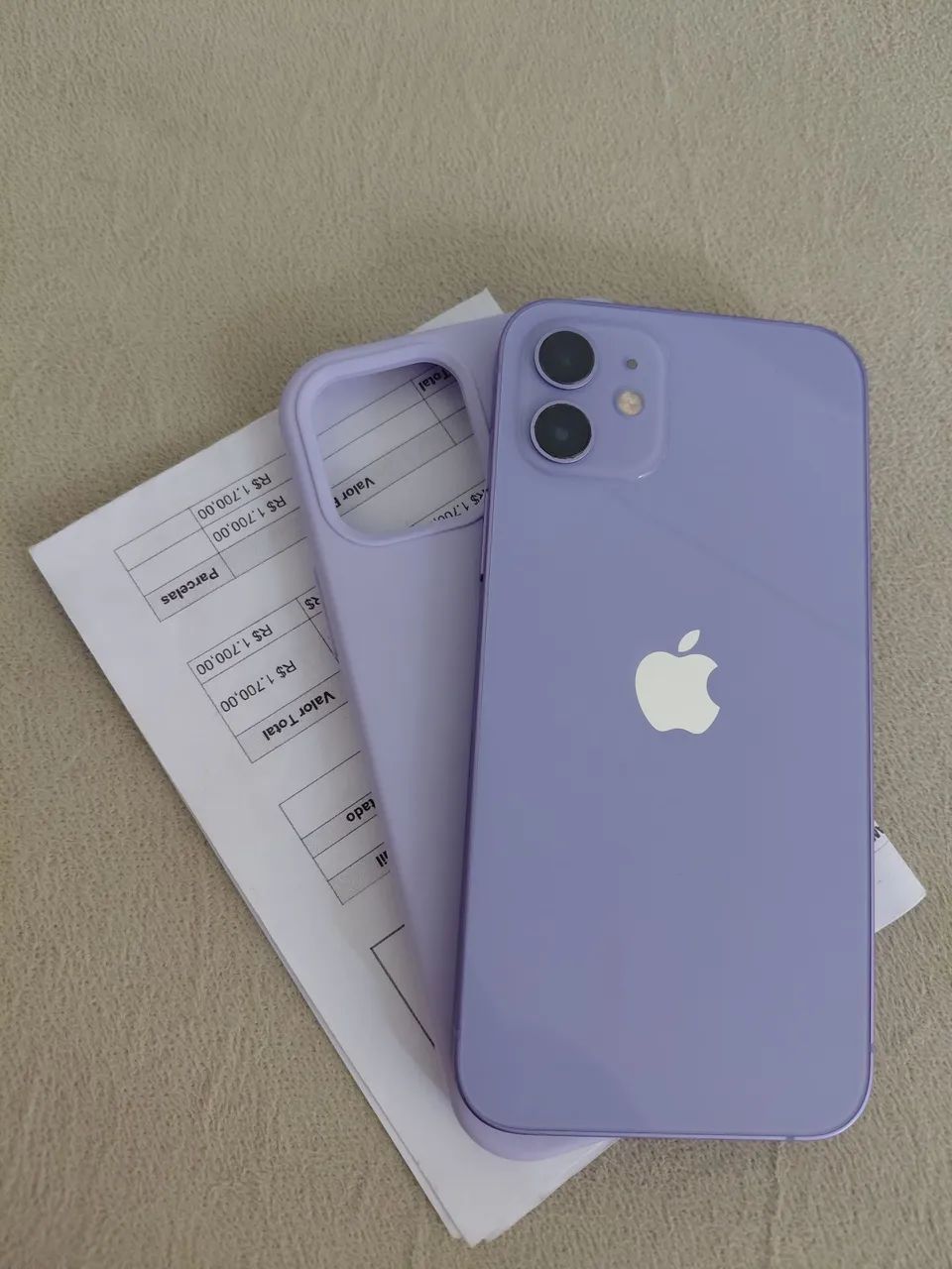 IPhone 12 Lilás 