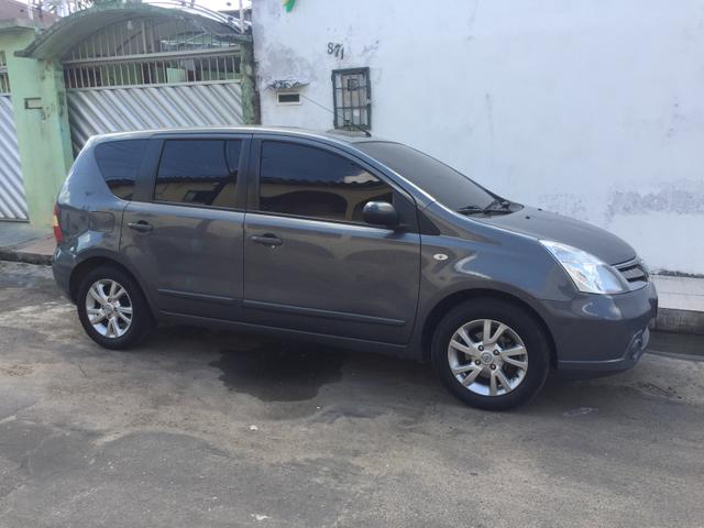 Nissan Livina S 1.8 flex 12/13