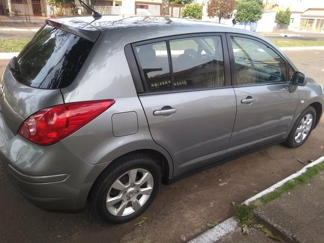 Nissan Tiida Hatch - Foto 2