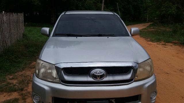 Vendo uma caminhonete da Toyota Hilux - Foto 3