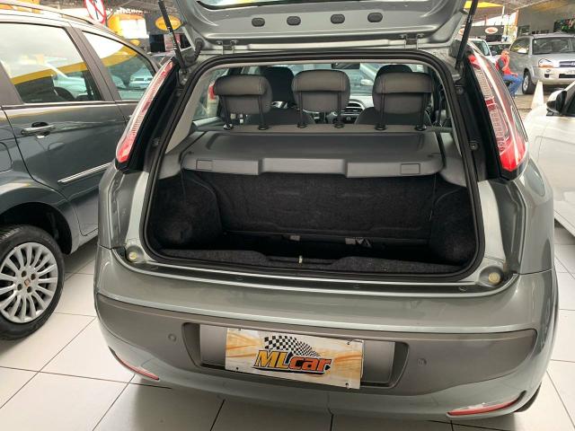 Punto dualogic 2014 carro com apenas 32 mil km rodado único dono todo revisado ao Extra - Foto 3