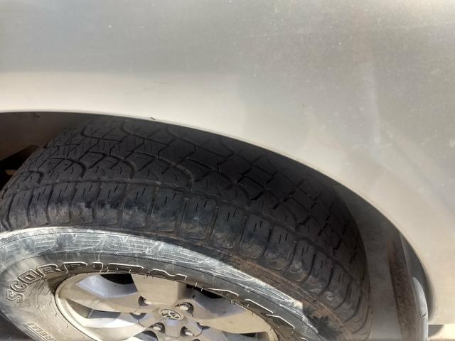 Toyota Hilux vendo e troca em carro de menor valor carro comprador zero único dono - Foto 3