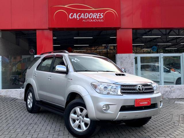 HILUX SW4 2010/2011 3.0 SRV 4X4 7 LUGARES 16V TURBO INTERCOOLER DIESEL 4P AUTOMÁTICO
