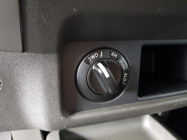 Nissan Frontier SL CD 4x4 2.5TB Diesel Aut - Prata - 2016 - Foto 9