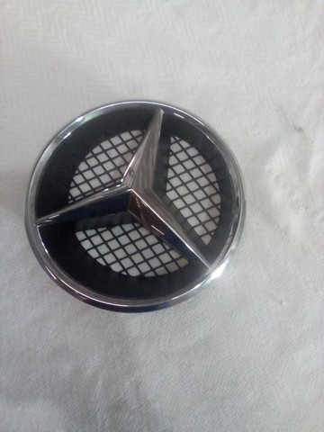 Suporte com emblema da mercedes  C180  c200  GLA 2008 até 2014 - Foto 3