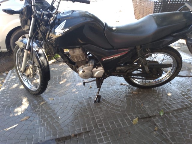 VENDO MOTO HONDA FAN 125
