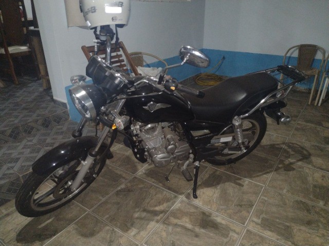 MOTO SUZUKI 150